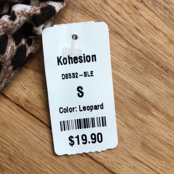 Leopard Dress - Picture 2 of 3